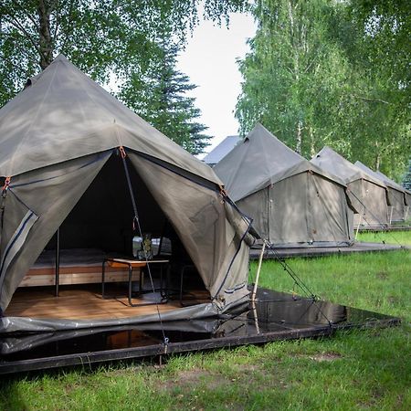 Hotel Beztroska Zatoka - Osrodek Wypoczynkowy Polajewo Exterior foto